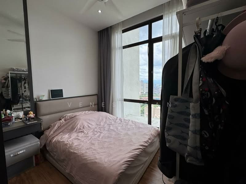 Kediaman Servis untuk Dijual di The Park Sky Residence - Venesa Tan - PropertyGuru.com.my