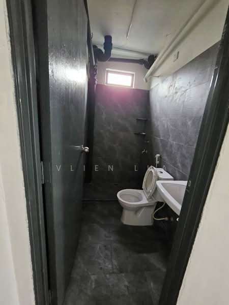 Kedai / Pejabat untuk Disewa di Taman Johor Jaya (Johor Bahru) - Vlien Lua - PropertyGuru.com.my