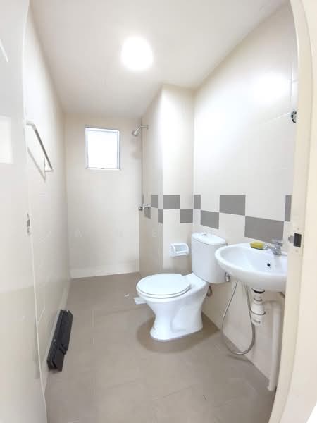Apartment for Rent at Pangsapuri Seri Mutiara - Annie Kho - Bathroom - PropertyGuru.com.my