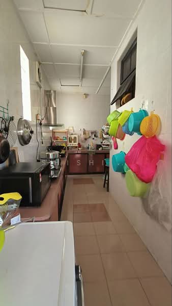 2-storey Terraced House for Sale in Taman Molek (Johor Bahru) - Shishi . - PropertyGuru.com.my