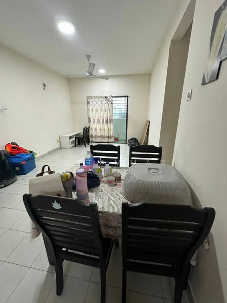 Pangsapuri untuk Disewa di Seruling Apartment - Muhammad Amin - Living Room - PropertyGuru.com.my