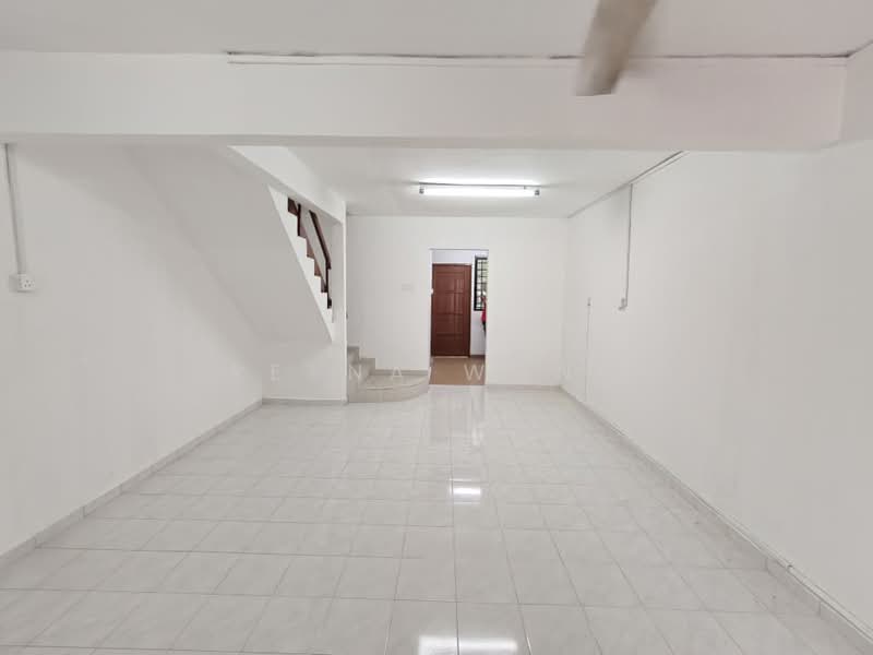Rumah Teres 2 Tingkat untuk Dijual di Taman Desa Cemerlang (Ulu Tiram) - Reyna Wong - Interior - PropertyGuru.com.my
