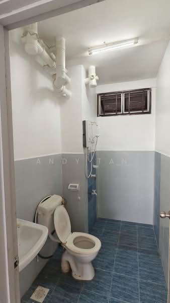 Apartment for Sale at Indah Court Apartment - Andy Tan - Bathroom - PropertyGuru.com.my