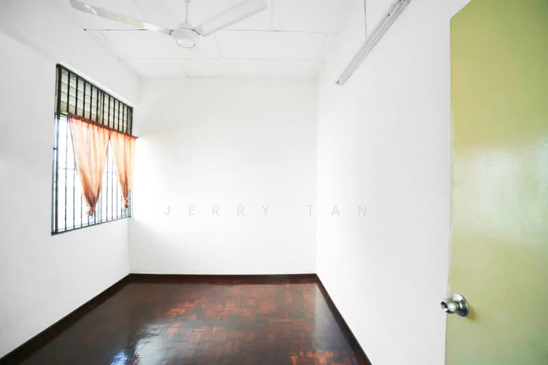 Rumah Flat untuk Disewa di Taman Sri Setia - Jerry Tan - Interior - PropertyGuru.com.my