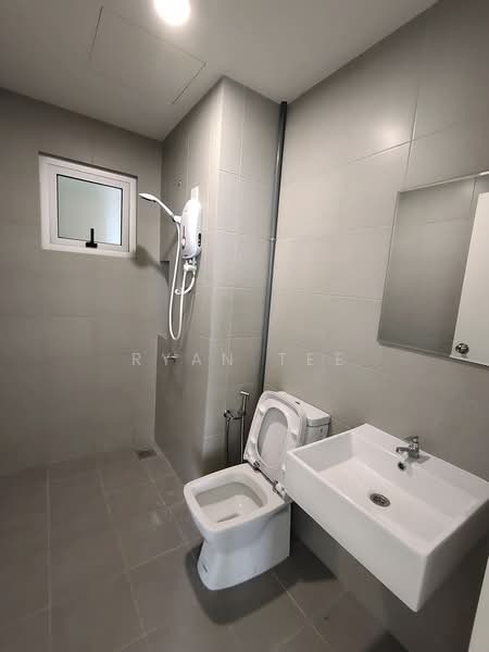 Kondominium untuk Disewa di Sofiya Residensi - Ryan Tee - Bathroom - PropertyGuru.com.my