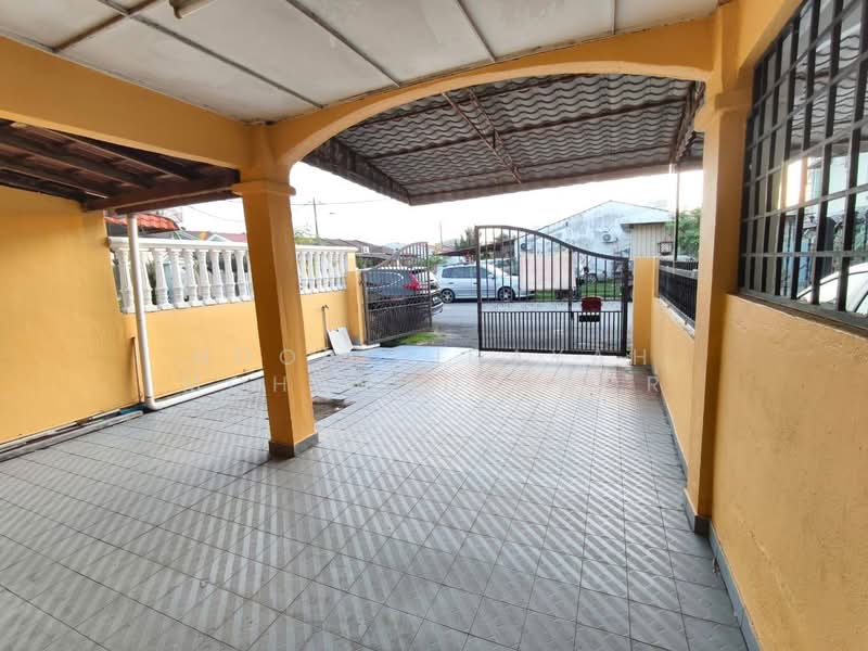 2-storey Terraced House for Sale in Balakong (Selangor) - Noor Hidayah Mohamad Noor - Exterior - PropertyGuru.com.my