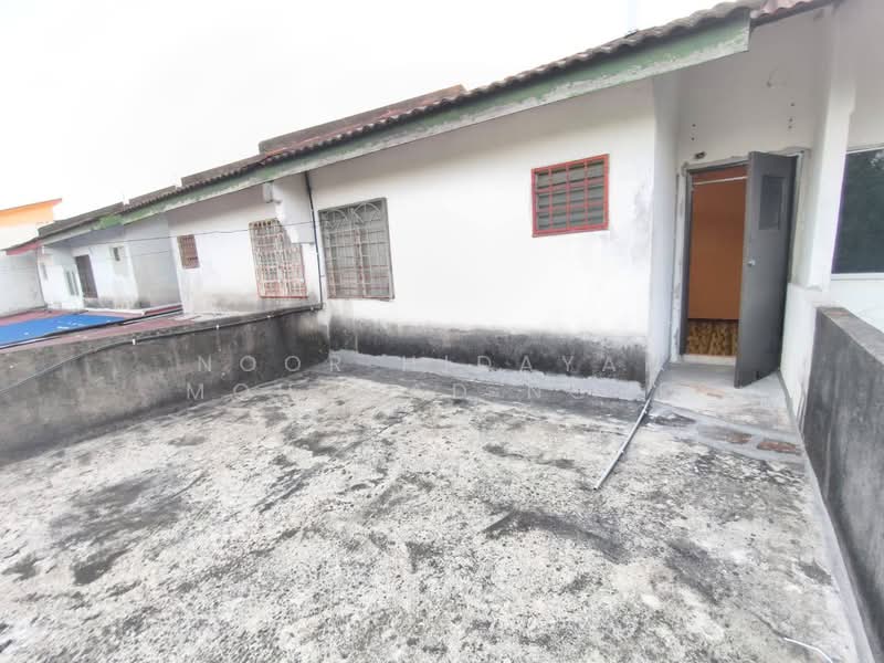 2-storey Terraced House for Sale in Balakong (Selangor) - Noor Hidayah Mohamad Noor - Exterior - PropertyGuru.com.my