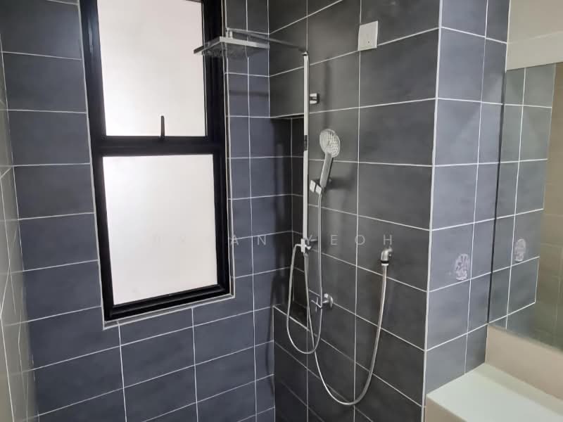 Rumah Bandar untuk Disewa di Shah Alam (Selangor) - Bryan Yeoh - Bathroom - PropertyGuru.com.my