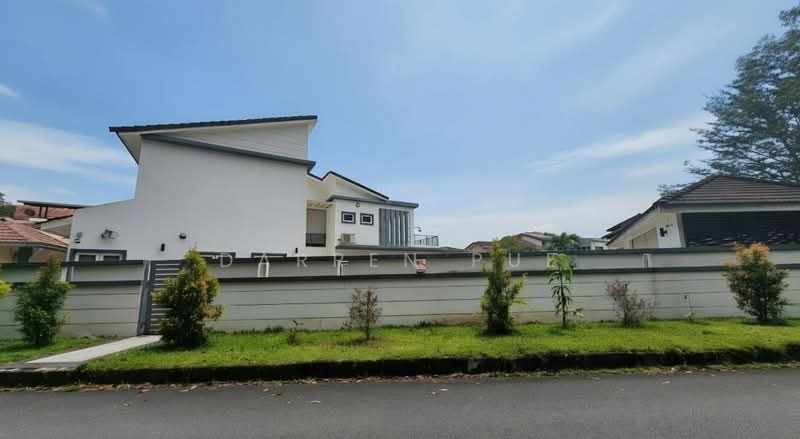 Rumah Berkembar untuk Dijual di Taman Lestari Perdana (Seri Kembangan) - Darren Pue - Exterior - PropertyGuru.com.my