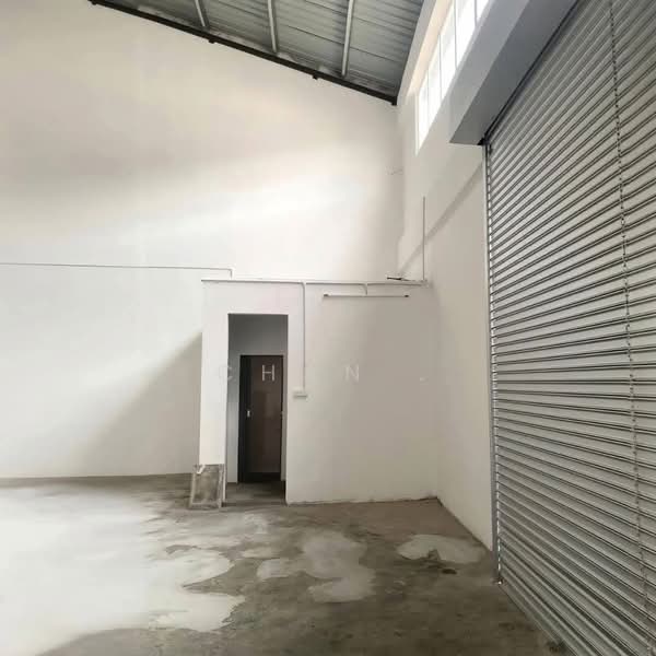 Kilang untuk Dijual di Taman Perindustrian Puchong Utama (Puchong) - Chan . - Interior - PropertyGuru.com.my