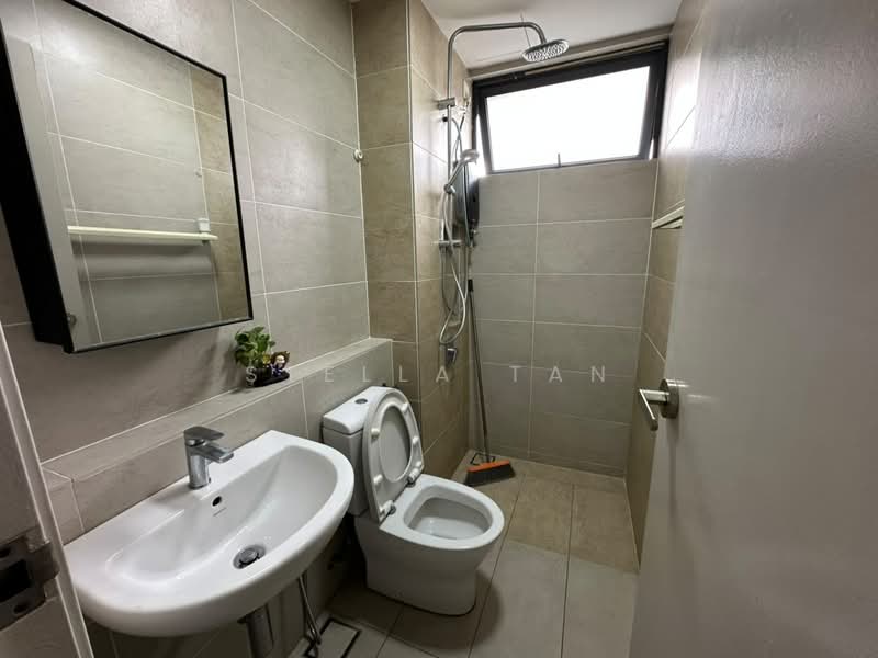 Service Residence for Rent at Setia City Residences - Stella Tan - Bathroom - PropertyGuru.com.my