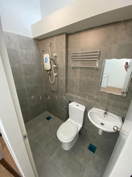 2-storey Terraced House for Rent in Cybersouth (Dengkil) - Pealy Yap - Bathroom - PropertyGuru.com.my