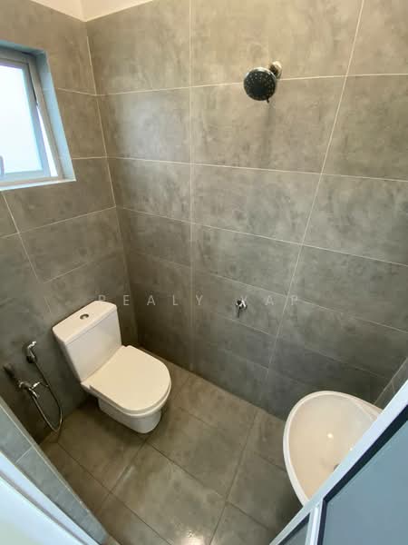 2-storey Terraced House for Rent in Cybersouth (Dengkil) - Pealy Yap - Bathroom - PropertyGuru.com.my