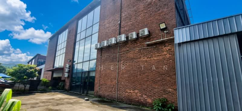 Semi-D Factory for Rent in Kampung Baru Subang (Sungai Buloh) - Esther Tan - Exterior - PropertyGuru.com.my