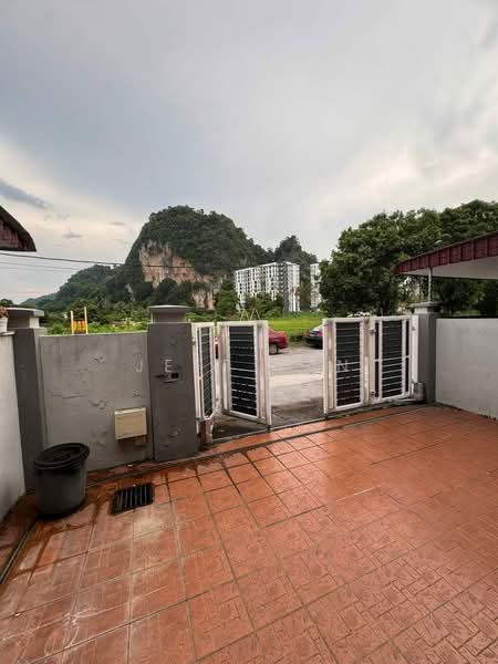 2-storey Terraced House for Sale in Bandar Baru Tambun (Tambun) - Jeff Tan - Exterior - PropertyGuru.com.my