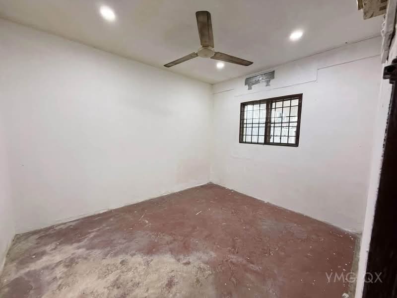 Rumah Teres untuk Dijual di Taman Pandamaran Jaya (Pelabuhan Klang) - Tom Lee - PropertyGuru.com.my