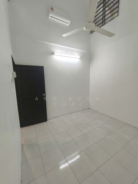 1-storey Terraced House for Rent in Taman Putri Kulai (Kulai) - Ang Boon Chai - Interior - PropertyGuru.com.my