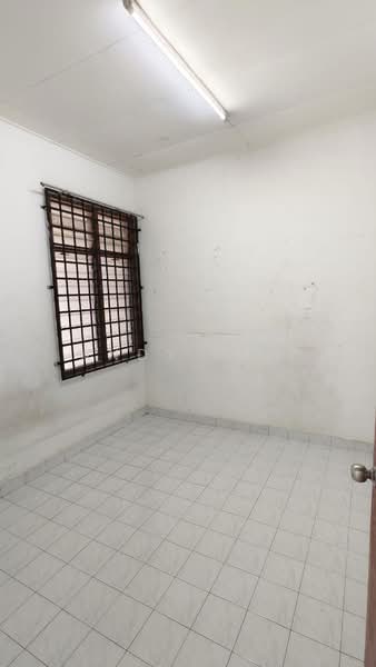 1-storey Terraced House for Sale in Taman Puteri Wangsa (Ulu Tiram) - Andy Tan - Interior - PropertyGuru.com.my