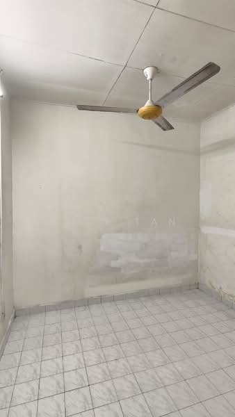 1-storey Terraced House for Sale in Taman Puteri Wangsa (Ulu Tiram) - Andy Tan - Interior - PropertyGuru.com.my