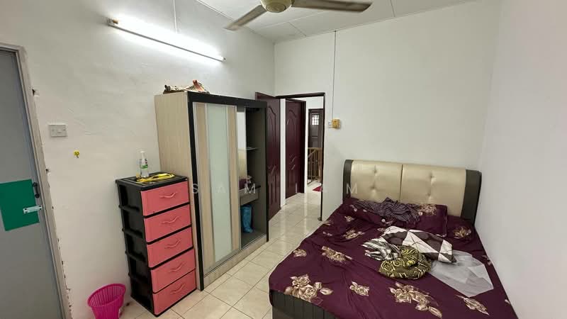 Rumah Teres 2 Tingkat untuk Dijual di Taman Falim (Ipoh) - Sam Lam - Bedroom - PropertyGuru.com.my