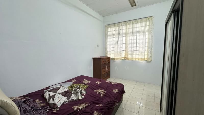 Rumah Teres 2 Tingkat untuk Dijual di Taman Falim (Ipoh) - Sam Lam - Bedroom - PropertyGuru.com.my