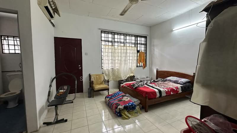 Rumah Teres 2 Tingkat untuk Dijual di Taman Falim (Ipoh) - Sam Lam - Bedroom - PropertyGuru.com.my