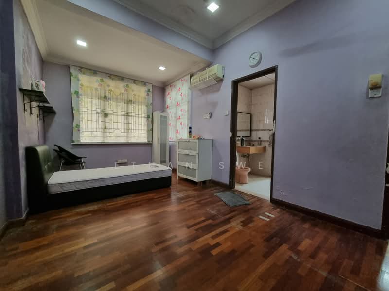 Semi-Detached House for Sale in Sungai Buloh (Selangor) - Ethan Swe - Bedroom - PropertyGuru.com.my