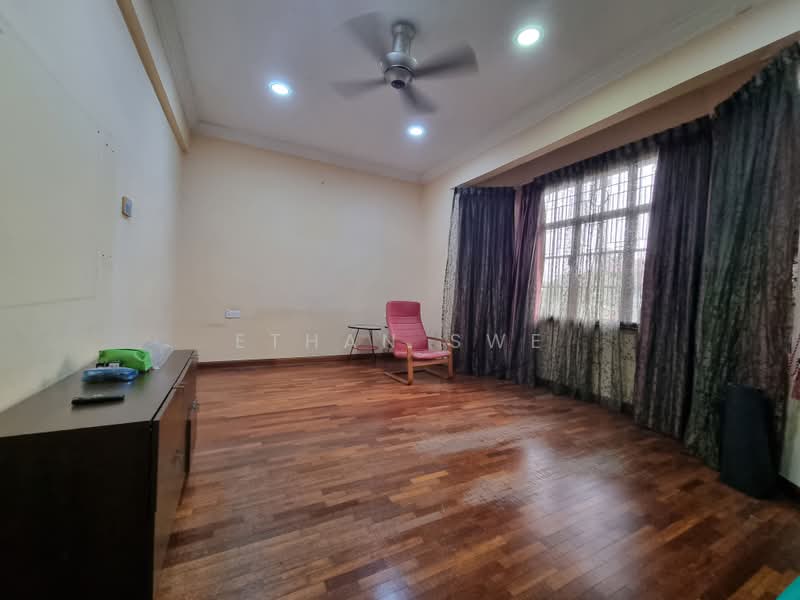 Semi-Detached House for Sale in Sungai Buloh (Selangor) - Ethan Swe - Living Room - PropertyGuru.com.my