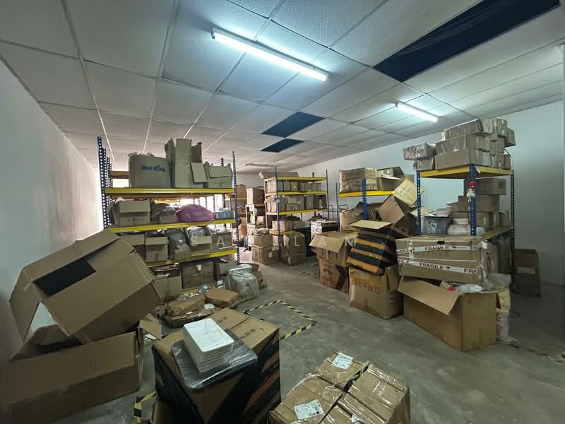 Shop for Sale in Ipoh (Perak) - Sam Lam - Interior - PropertyGuru.com.my