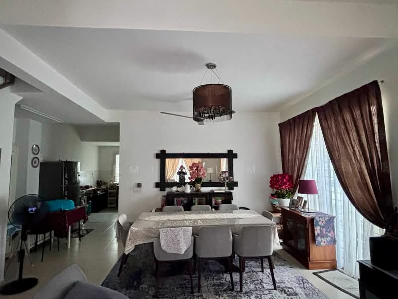 Rumah Teres 2 Tingkat untuk Dijual di Semenyih (Selangor) - Mike Lim - Dining Room - PropertyGuru.com.my
