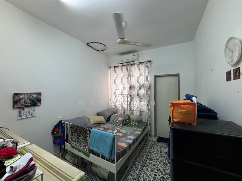 Rumah Teres 2 Tingkat untuk Dijual di Semenyih (Selangor) - Mike Lim - Bedroom - PropertyGuru.com.my