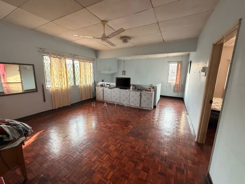 Rumah Banglo untuk Dijual di Kampung Tunku (Petaling Jaya) - RAIS . - - PropertyGuru.com.my