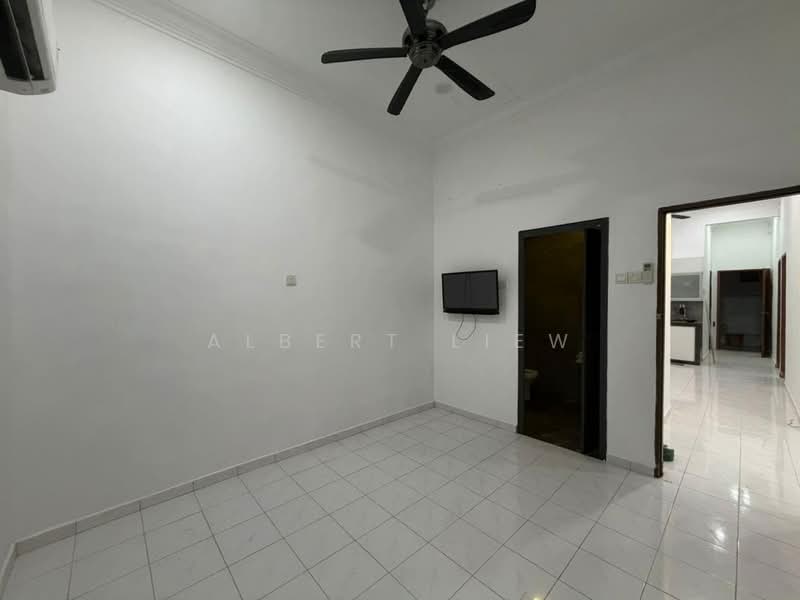1-storey Terraced House for Sale in Gelang Patah (Johor) - Albert Liew - PropertyGuru.com.my