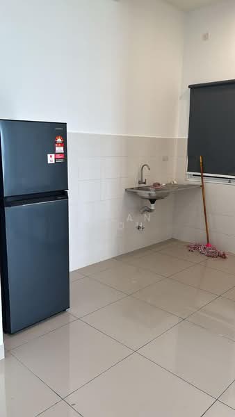 Servis Apartment untuk Disewa di Saville D'lake - Bryan Yeoh - Kitchen - PropertyGuru.com.my