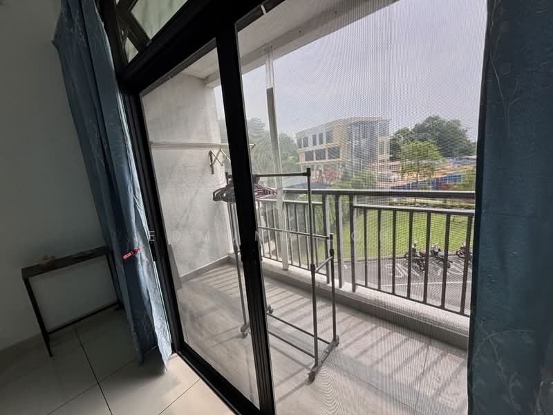 Service Residence for Sale at 8Scape Residence @ Sutera - Edmund Loh - Balcony - PropertyGuru.com.my