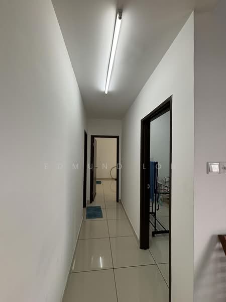 Service Residence for Sale at 8Scape Residence @ Sutera - Edmund Loh - Corridor - PropertyGuru.com.my