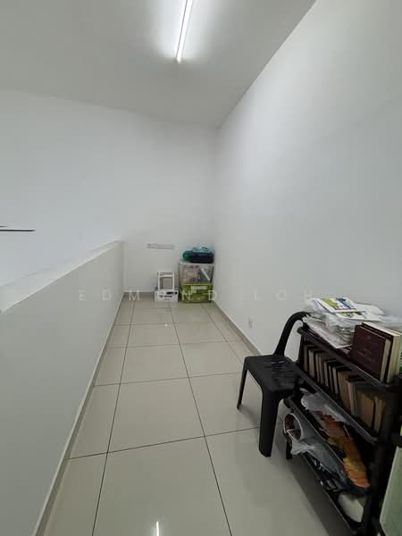 Service Residence for Sale at 8Scape Residence @ Sutera - Edmund Loh - Interior - PropertyGuru.com.my