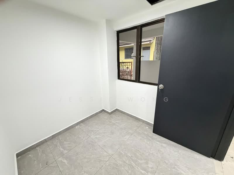 Terraced House for Sale in Bandar Country Homes (Rawang) - Jessie Wong - Interior - PropertyGuru.com.my