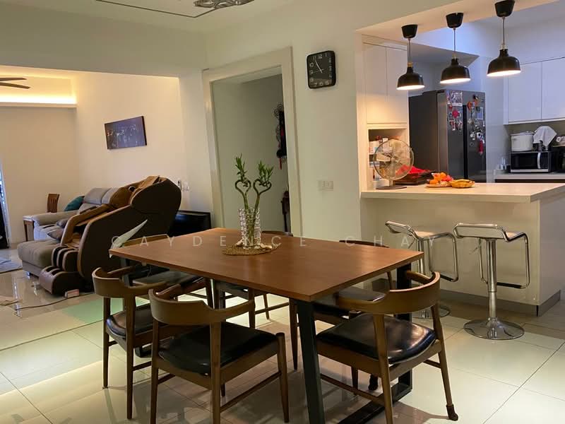 Kondominium untuk Dijual di Royalle Condominium - Caydence Chay - Living Room - PropertyGuru.com.my
