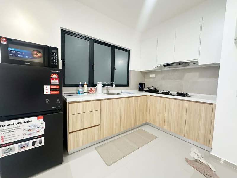 Service Residence for Rent at Hana @ Eco Ardence - Raymond Cheng - Kitchen - PropertyGuru.com.my