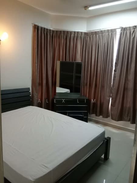 Kondominium untuk Disewa di Gurney Park Condominium - Alex Lim - Bedroom - PropertyGuru.com.my