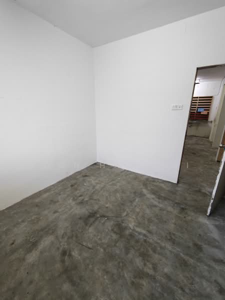 Rumah Flat untuk Disewa di Taman Perwira Indah - Boon Haw Ooi - Interior - PropertyGuru.com.my