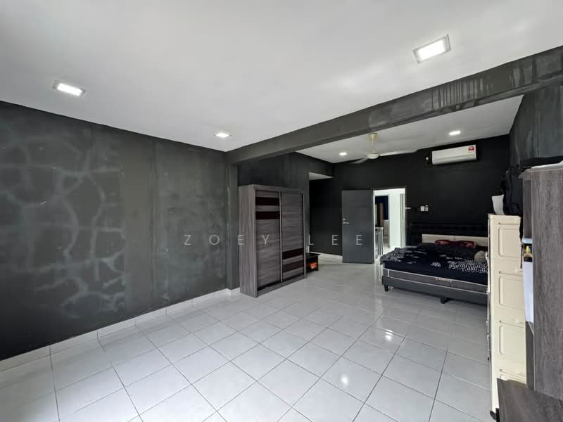 Rumah Teres 2 Tingkat untuk Dijual di Bandar Tiram (Ulu Tiram) - Zoey Lee - Bedroom - PropertyGuru.com.my