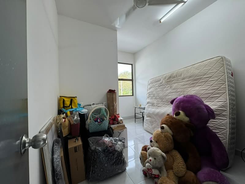 Rumah Teres 2 Tingkat untuk Dijual di Bandar Tiram (Ulu Tiram) - Zoey Lee - Bedroom - PropertyGuru.com.my