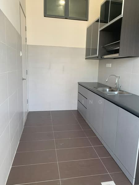 Rumah Teres 3 Tingkat untuk Disewa di Puchong (Selangor) - H.K Ching - Kitchen - PropertyGuru.com.my
