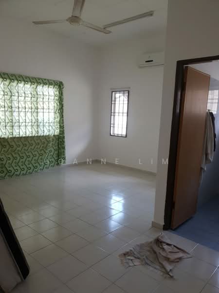 Rumah Banglo untuk Disewa di Taman Merak (Bukit Baru) - Anne Lim - PropertyGuru.com.my