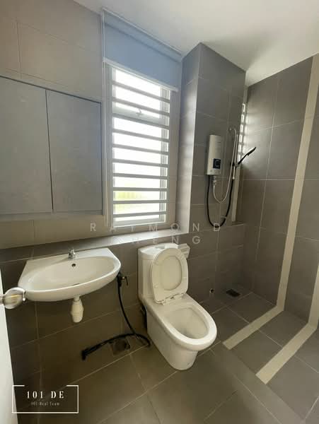 Rumah Teres 2 Tingkat untuk Dijual di Bandar Rimbayu (Telok Panglima Garang) - Raymond Cheng - Bathroom - PropertyGuru.com.my