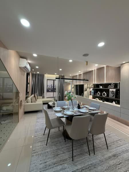 Rumah Bandar untuk Dijual di Pekan Dengkil (Dengkil) - Ustazah Aina - Living Room - PropertyGuru.com.my