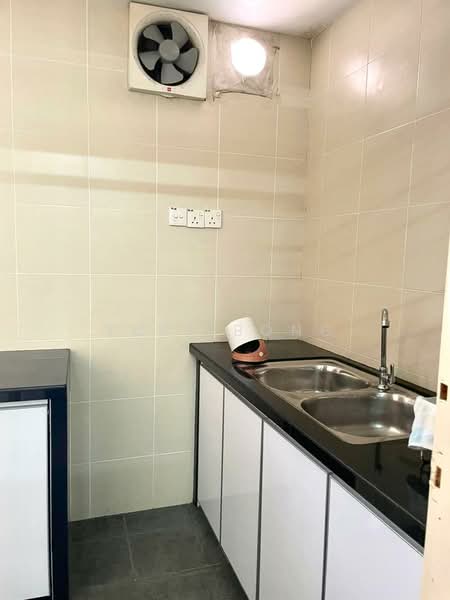 Rumah Teres 2 Tingkat untuk Disewa di Sungai Ara (Penang) - Yuki Bong - Kitchen - PropertyGuru.com.my