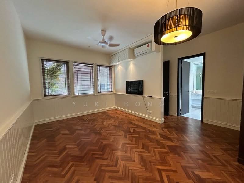 Terraced House for Rent in Tanjung Tokong (Penang) - Yuki Bong - Living Room - PropertyGuru.com.my